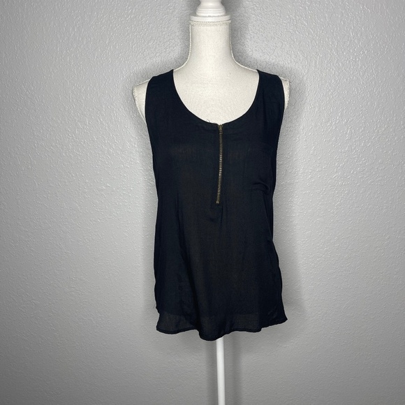 Pleione Tops - Pleione Black tank top with zipper detail